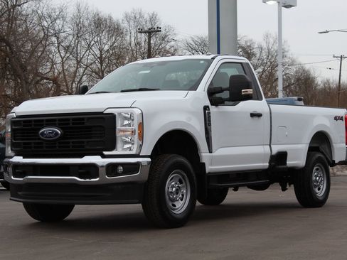 Used 2024 Ford F250 XL w/ Snow Plow Prep Package image 3