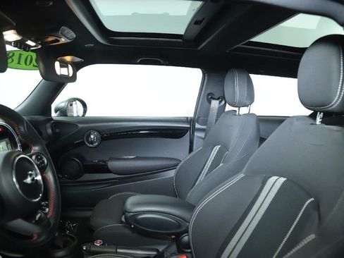 Used 2018 MINI Cooper S FWD image 20
