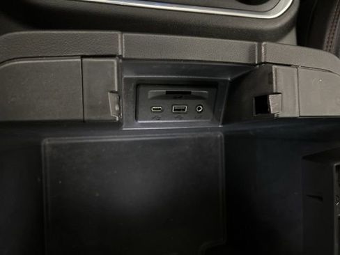 Used 2022 GMC Sierra 2500 AT4 image 21