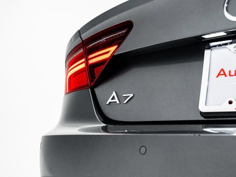 Used 2018 Audi A7 3.0T Premium Plus AWD/4WD image 32