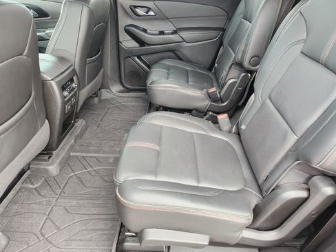 Used 2023 Chevrolet Traverse RS w/ LPO, Floor Liner Package image 34