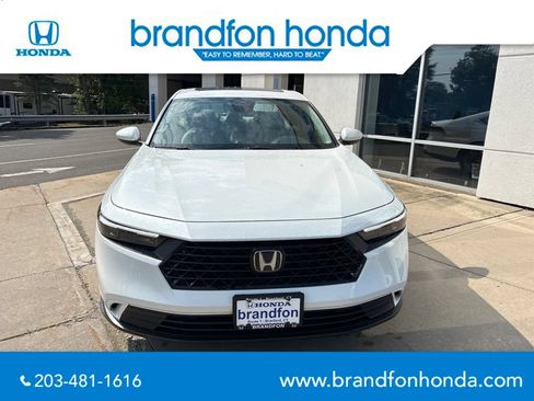 Used 2023 Honda Accord EX image 2