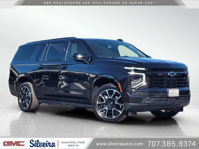 Used 2025 Chevrolet Suburban RST