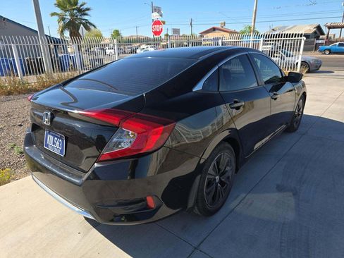 Used 2020 Honda Civic LX image 2