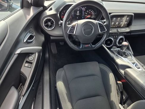 Certified 2019 Chevrolet Camaro SS RWD image 12