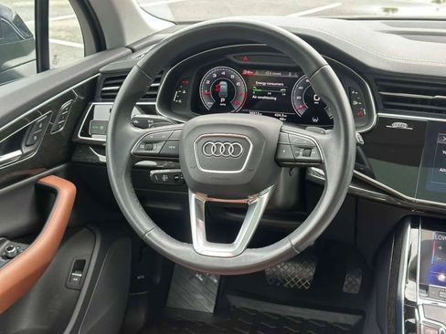 Used 2023 Audi Q7 2.0T Premium w/ Convenience Package AWD/4WD image 12