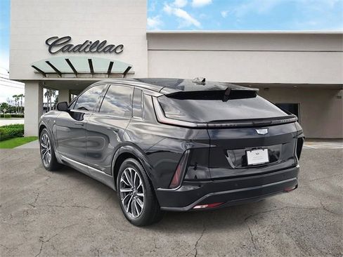 Certified 2024 Cadillac Lyriq Sport image 3