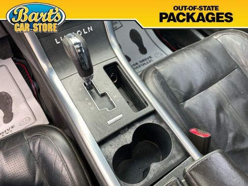 Used 2009 Lincoln MKS AWD image 29