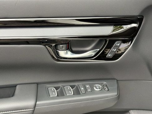 Used 2026 Honda CR-V EX-L image 15
