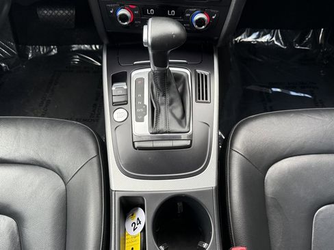 Used 2016 Audi A4 Premium image 25