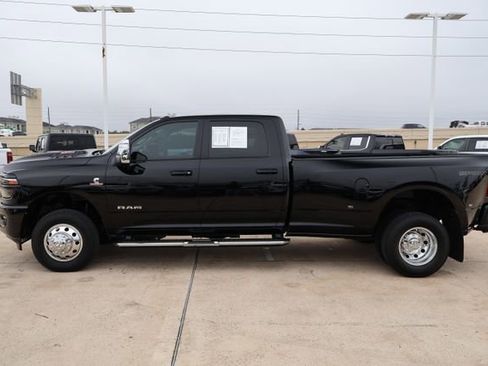 Used 2025 RAM 3500 Laramie w/ Sport Appearance Package image 4
