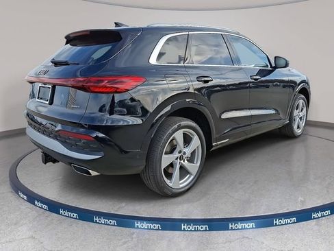 Used 2025 Audi Q5 Premium Plus w/ Premium Plus AWD/4WD image 3