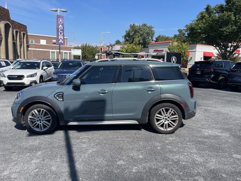 Used 2023 MINI Cooper Countryman S FWD image 4