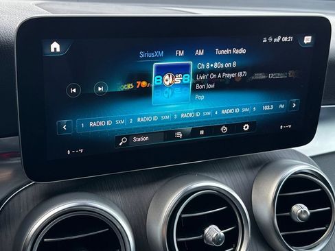 Used 2022 Mercedes-Benz GLC 300 4MATIC image 21