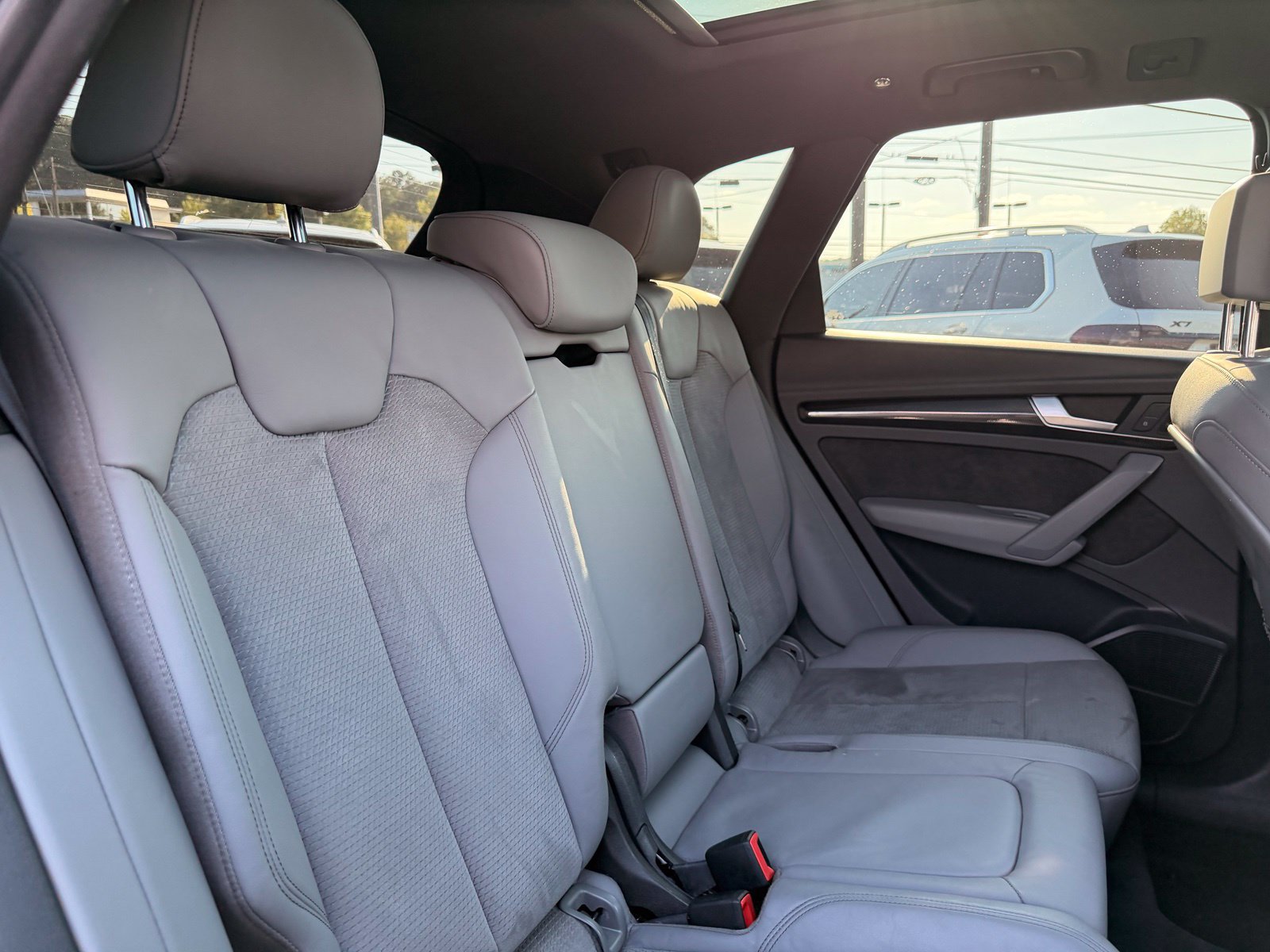 Used 2018 Audi SQ5 Prestige AWD/4WD image 37