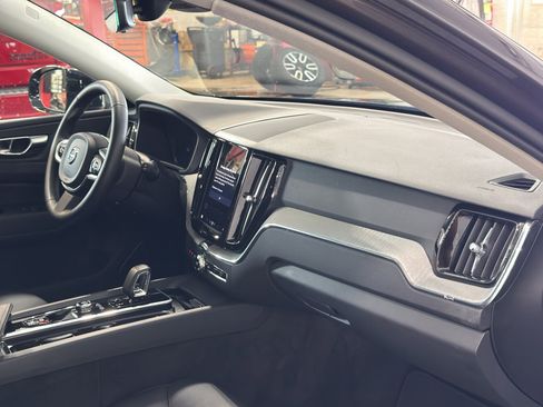 Used 2025 Volvo XC60 B5 Plus w/ Climate Package image 28