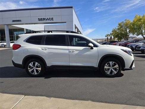 Used 2023 Subaru Ascent Premium w/ Convenience Package image 3