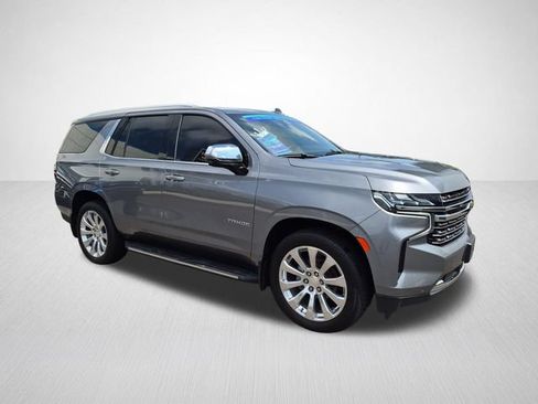 Used 2021 Chevrolet Tahoe Premier w/ Premium Package AWD/4WD image 4