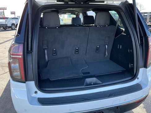 Used 2024 Chevrolet Tahoe LT image 4