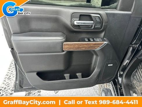 Used 2020 Chevrolet Silverado 2500 High Country w/ Technology Package image 10