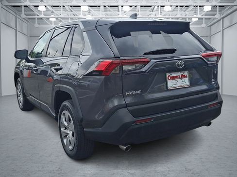 Used 2023 Toyota RAV4 LE AWD/4WD image 3
