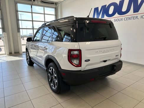 Used 2021 Ford Bronco Sport Outer Banks w/ Outer Banks Package AWD/4WD image 6