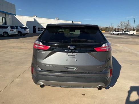 Used 2024 Ford Edge Titanium image 35