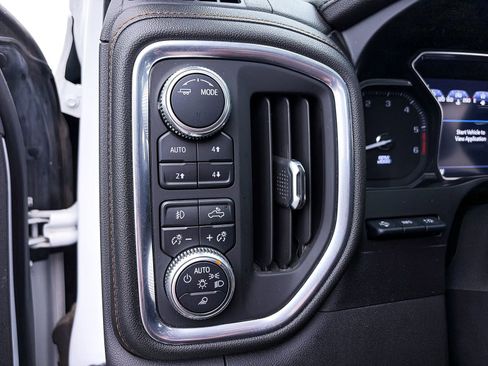 Used 2021 GMC Sierra 1500 AT4 w/ AT4 Premium Package image 5