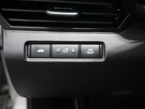 Used 2023 Nissan Altima 2.5 SV image 25