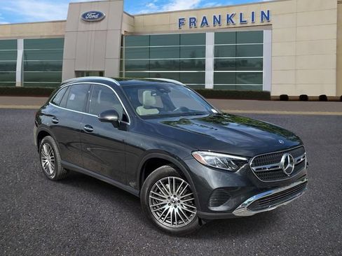 Used 2025 Mercedes-Benz GLC 300 w/ Winter Package image 1