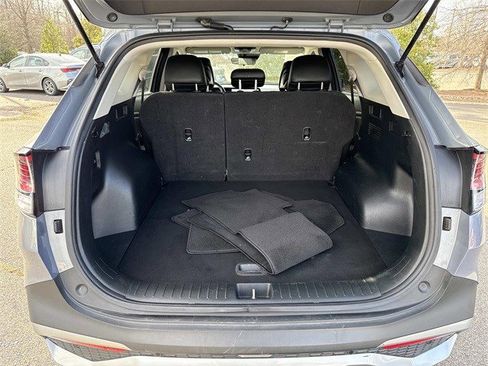 Used 2023 Kia Sportage EX image 12