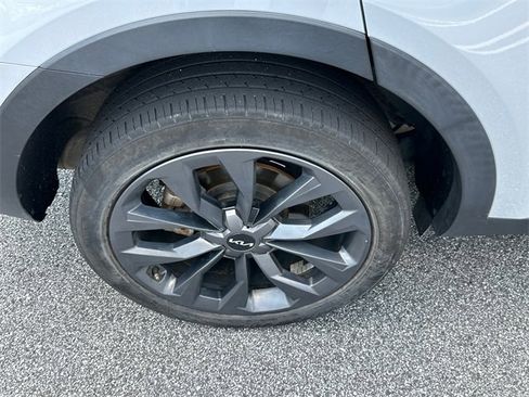 Used 2022 Kia Sorento X-Line EX image 17