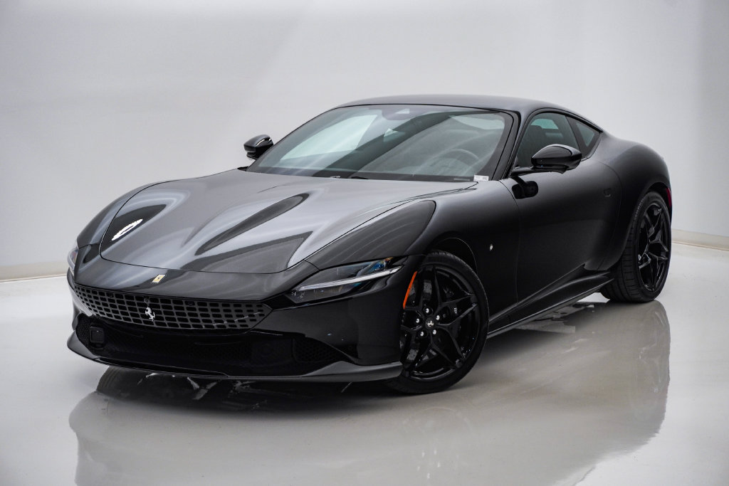 Used 2024 Ferrari Roma RWD image 3