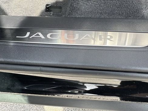 New 2026 Jaguar F-PACE R-Dynamic S image 39