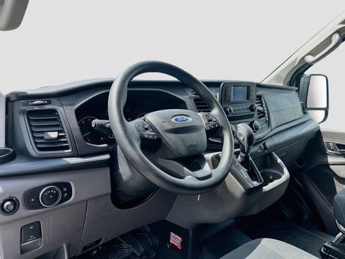 Used 2025 Ford Transit 250 Low Roof w/ Exterior Upgrade Package RWD image 9