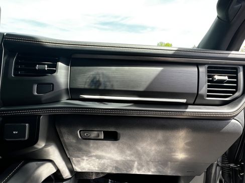 Used 2023 Ford Expedition Max Platinum image 38