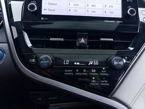 Used 2021 Toyota Camry LE w/ Audio Upgrade Package FWD image 25