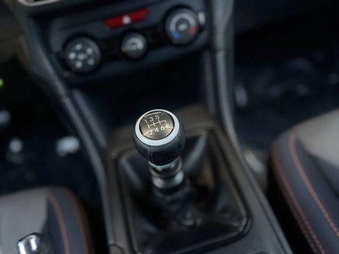 Used 2019 Subaru Crosstrek 2.0i Premium image 31