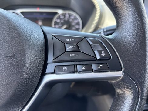 Certified 2024 Nissan Sentra SV FWD image 29