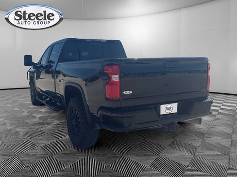 Used 2022 Chevrolet Silverado 2500 LTZ w/ LTZ Plus Package image 3