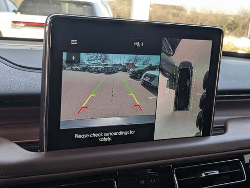 Used 2021 Lincoln Aviator Reserve w/ Elements Package Plus image 16