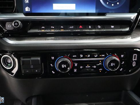 Used 2024 Chevrolet Silverado 1500 LTZ w/ LTZ Premium Texas Edition AWD/4WD image 21