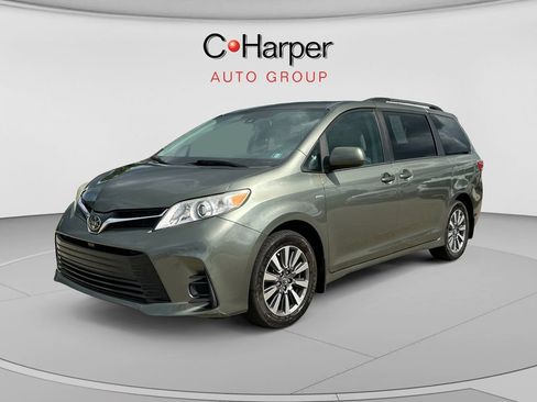 Used 2020 Toyota Sienna LE AWD/4WD image 7