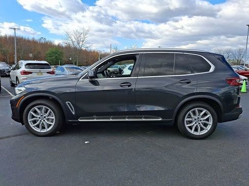 Certified 2022 BMW X5 xDrive40i w/ Parking Assistance Package image 8