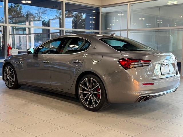 Used 2021 Maserati Ghibli S Q4 AWD/4WD image 14