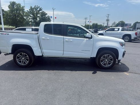 Used 2022 Chevrolet Colorado W/T w/ Custom Special Edition AWD/4WD image 4
