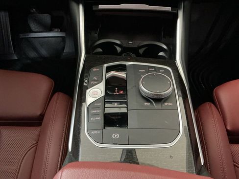 Certified 2024 BMW 330i xDrive Sedan w/ Convenience Package AWD/4WD image 13