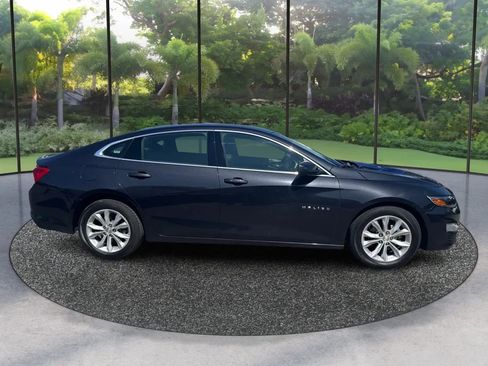 Used 2023 Chevrolet Malibu LT FWD image 4