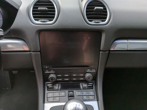 Used 2021 Porsche 718 Cayman image 30