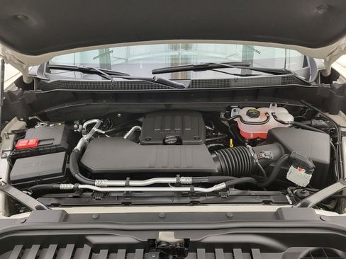 New 2026 Chevrolet Silverado 1500 Custom w/ LPO, Dark Essentials Package image 44